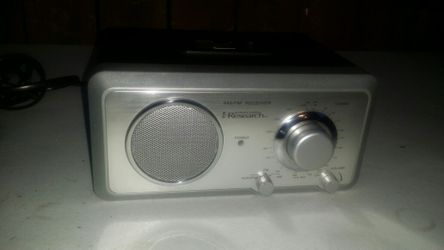 emerson IR 30 AM / FM l pod dock