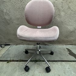 Beautiful Mauve Velvet Swivel Desk Office Chair