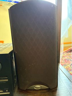 Klipsch bookshelf speakers