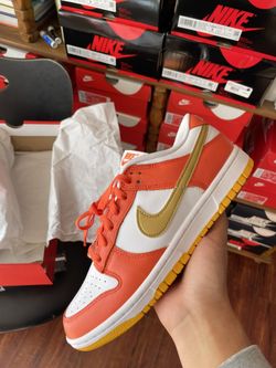 Nike Dunk Low University Gold