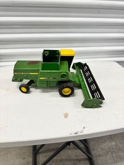 Vintage John Deere Combines by Ertl