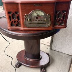 Electrohome record player cd player and radio