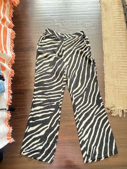 Zebra Stripe Blk/Cream Pants - Medium
