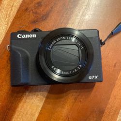 Canon powershot G7X Mark III