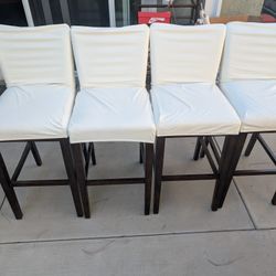 Bar Stools With Covers.