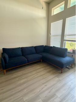Chaise lounge sectional 113”- Jolene’s fr Macys