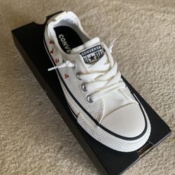 Woman's Converse 5.5