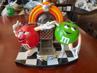 Mars Inc M&M's Candy Dispenser Jukebox Red And Green M&M