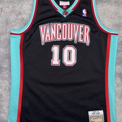 Mike Bibby Vancouver Grizzlies 2000-01’ Mitchell & Ness Swingman Jersey 