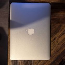 MACBOOK AIR Mint Condition