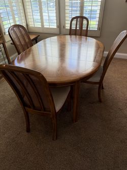 Oak Dining Table & 6 Cane-Back Chairs – Expandable