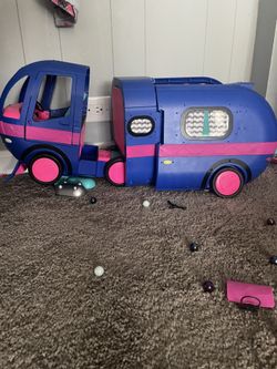 LOL Doll Camper