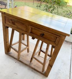 Table / Mesa