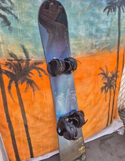 SNOWBOARD