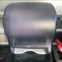 Automatic Paper Towel Dispenser 