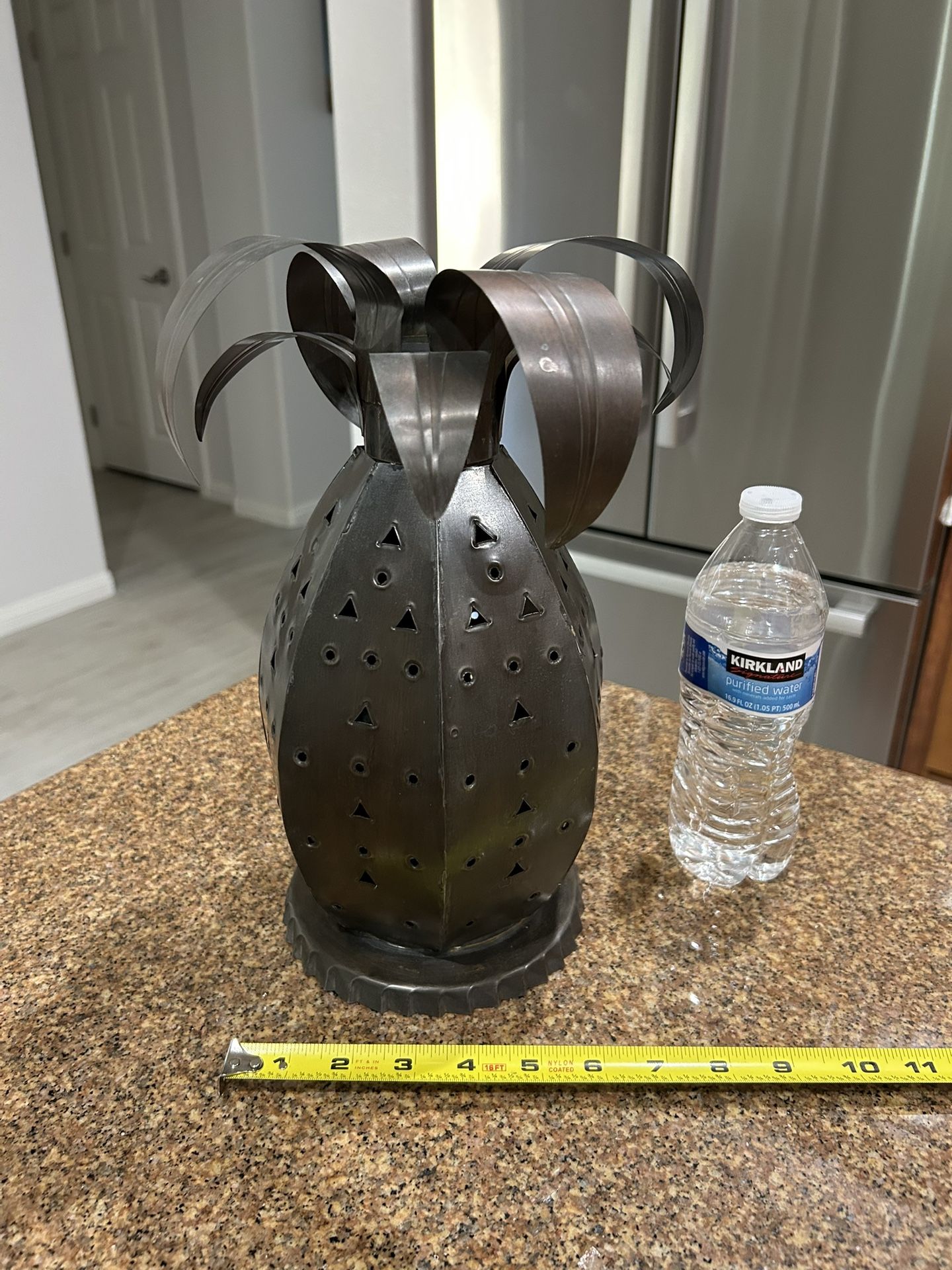 1 Ft Tall Metal Pineapple Candle Holder Indoor/Outdoor West Las Vegas See My Listings Summerlin
