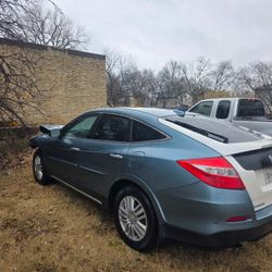 Honda crosstour 2013 
