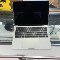 Apple MacBook Pro 13” 2017 (419)