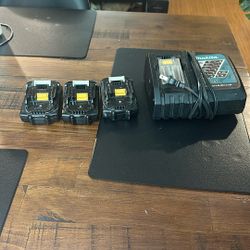 Makita Charger And Battery 