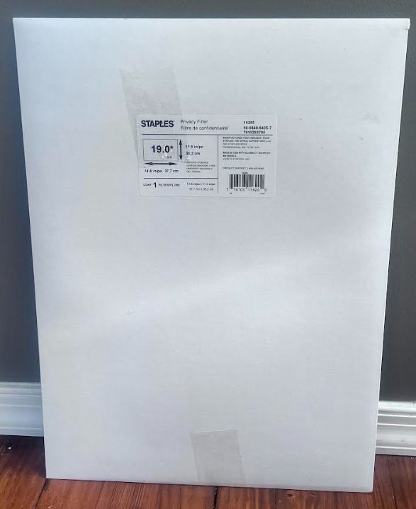 Staples Laptop 19 Privacy Screen Filter Black 18285