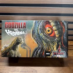 Mezco - 5 Points XL Godzilla vs Hedorah Boxed 