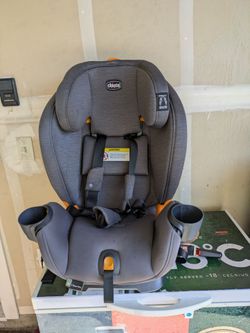 Chicco car seat onefit