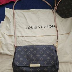 Louis Vuitton Favorite MM