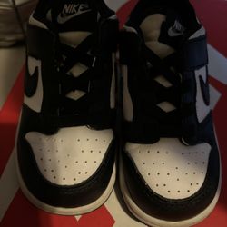 New Child’s Nike Pandas 