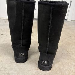 UGG Classic II Genuine Shearling Lined Boot (Women)