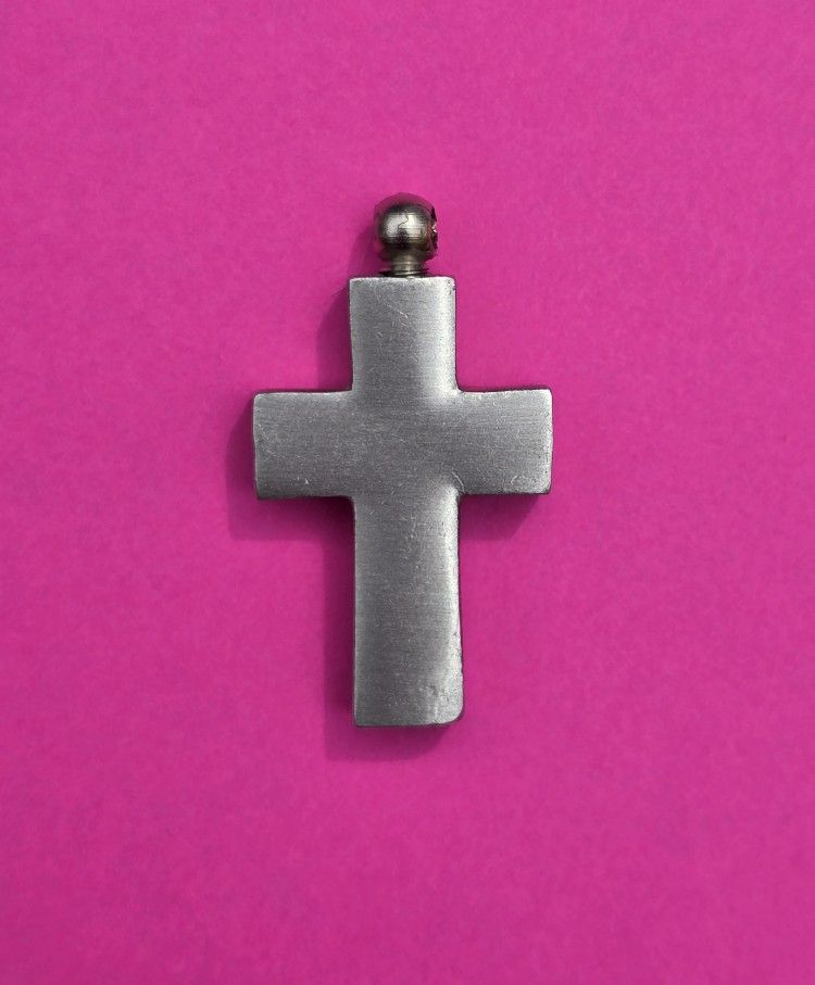 Madelyn Pewter Cross Pendant Vessel