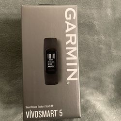 Garmin Vivosmart 5 Fitness Tracker NEW