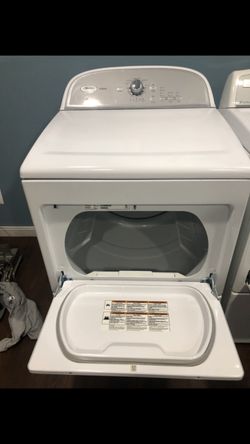 Secadora eléctrica marca Whirlpool en buenas condiciones