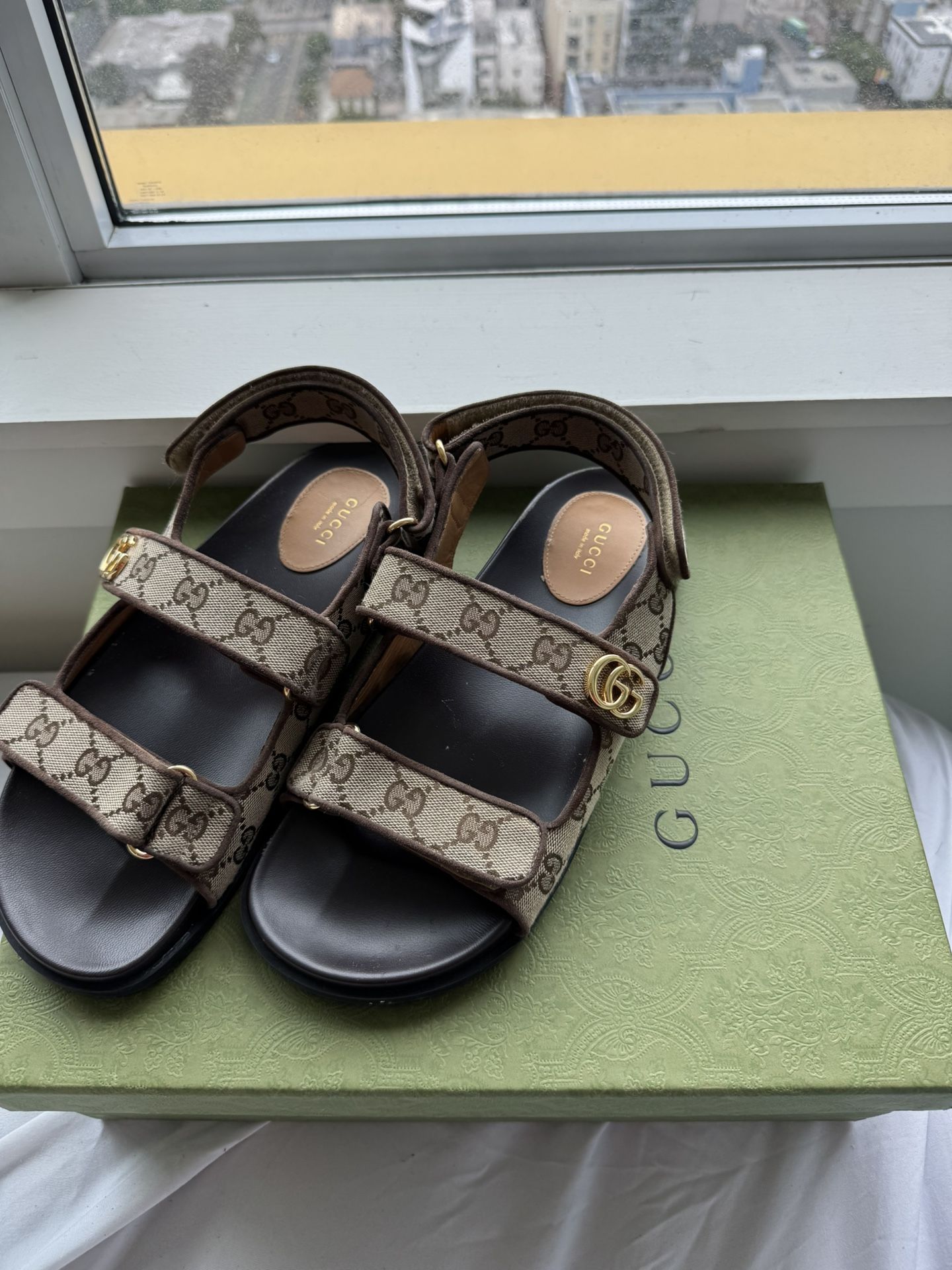 Gucci Women slides