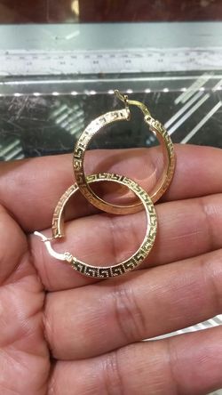 14k italian gold joops 1 inch long 4.7 grams
