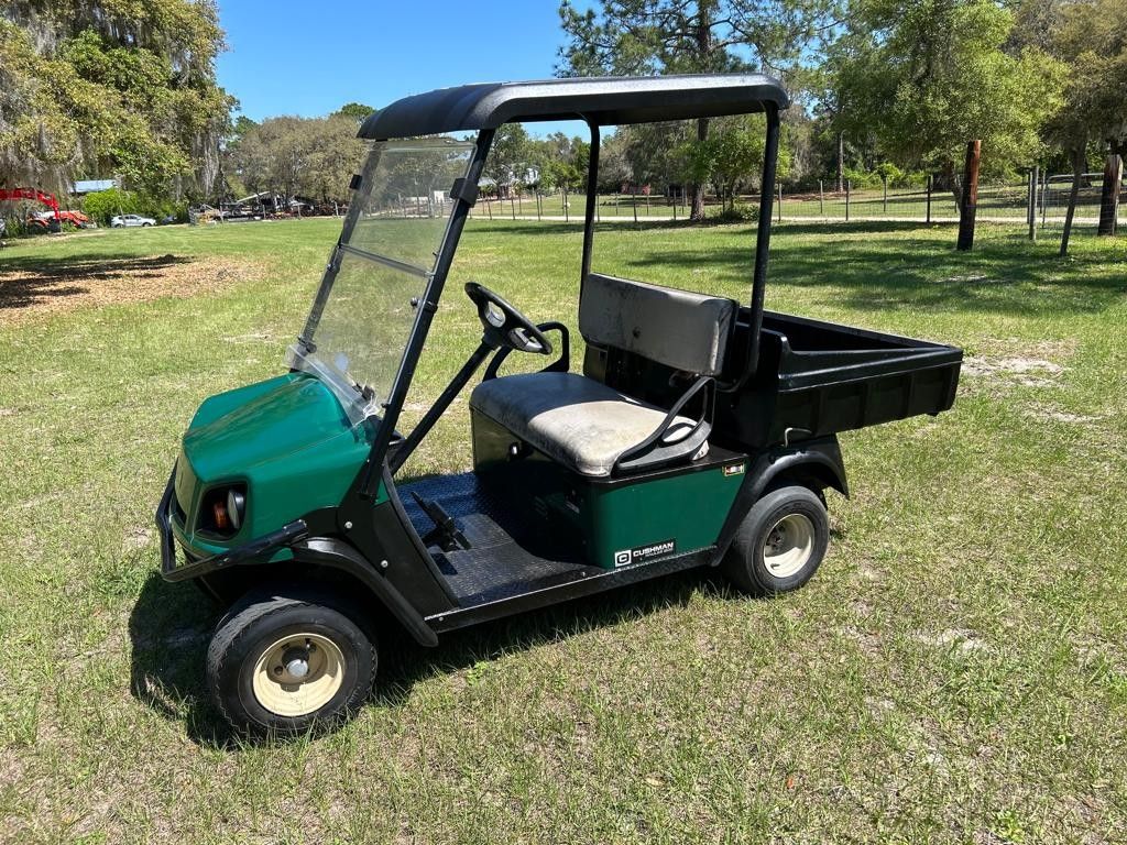 Cushman Hauler Golf Cart 