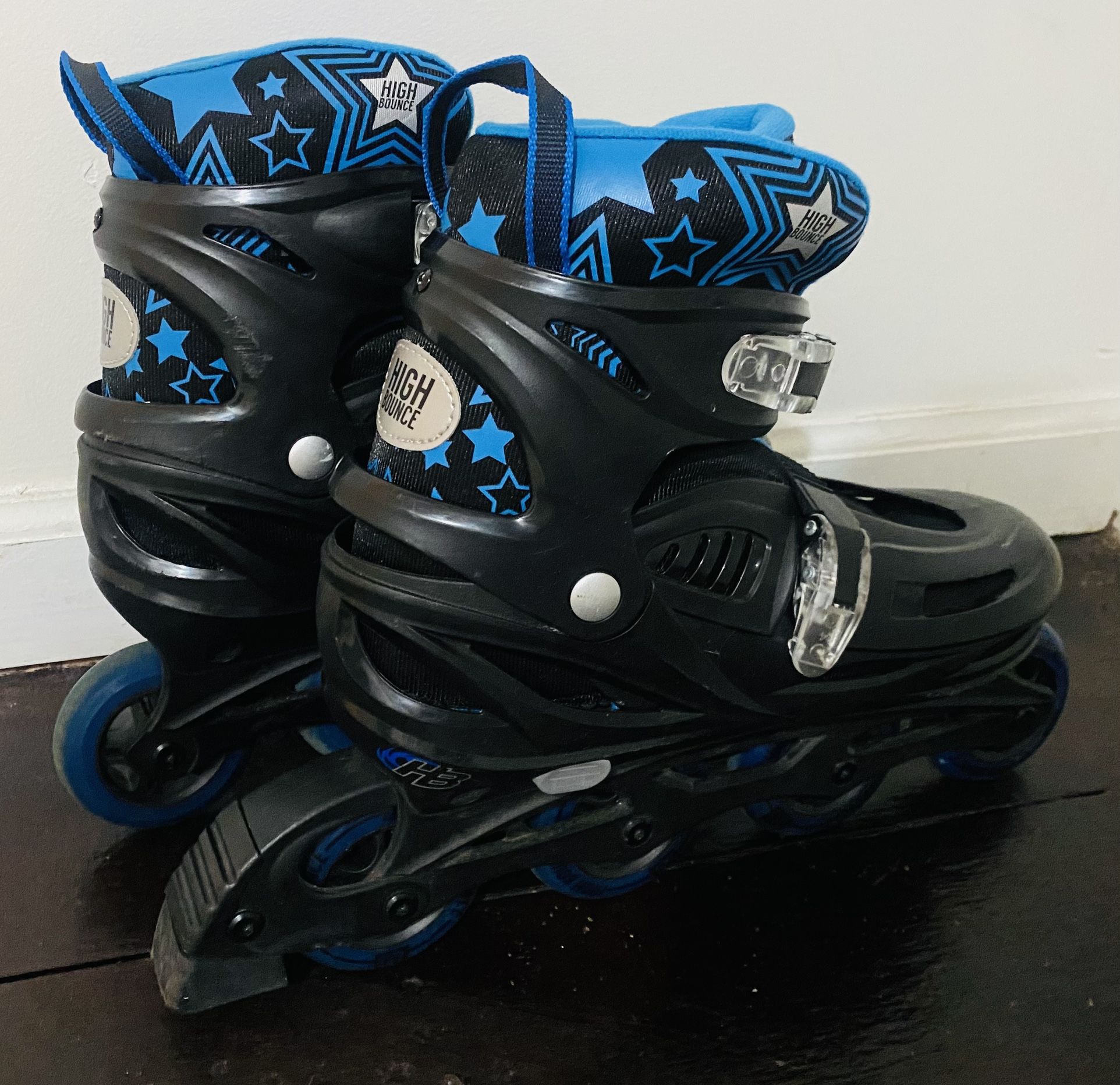 Mens/Adults/Teens Skates/Rollerblades - Blue - in Good Condition!