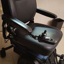Jazzy Evo Power Chair