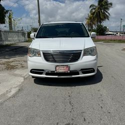 2014 Chrysler Town and Country 114 k miles $7000 full price  