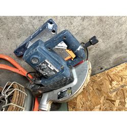 Ryobi 10-inch Compound Miter Saw