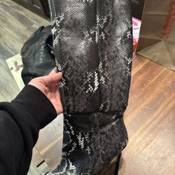 Women’s Snake Boots 