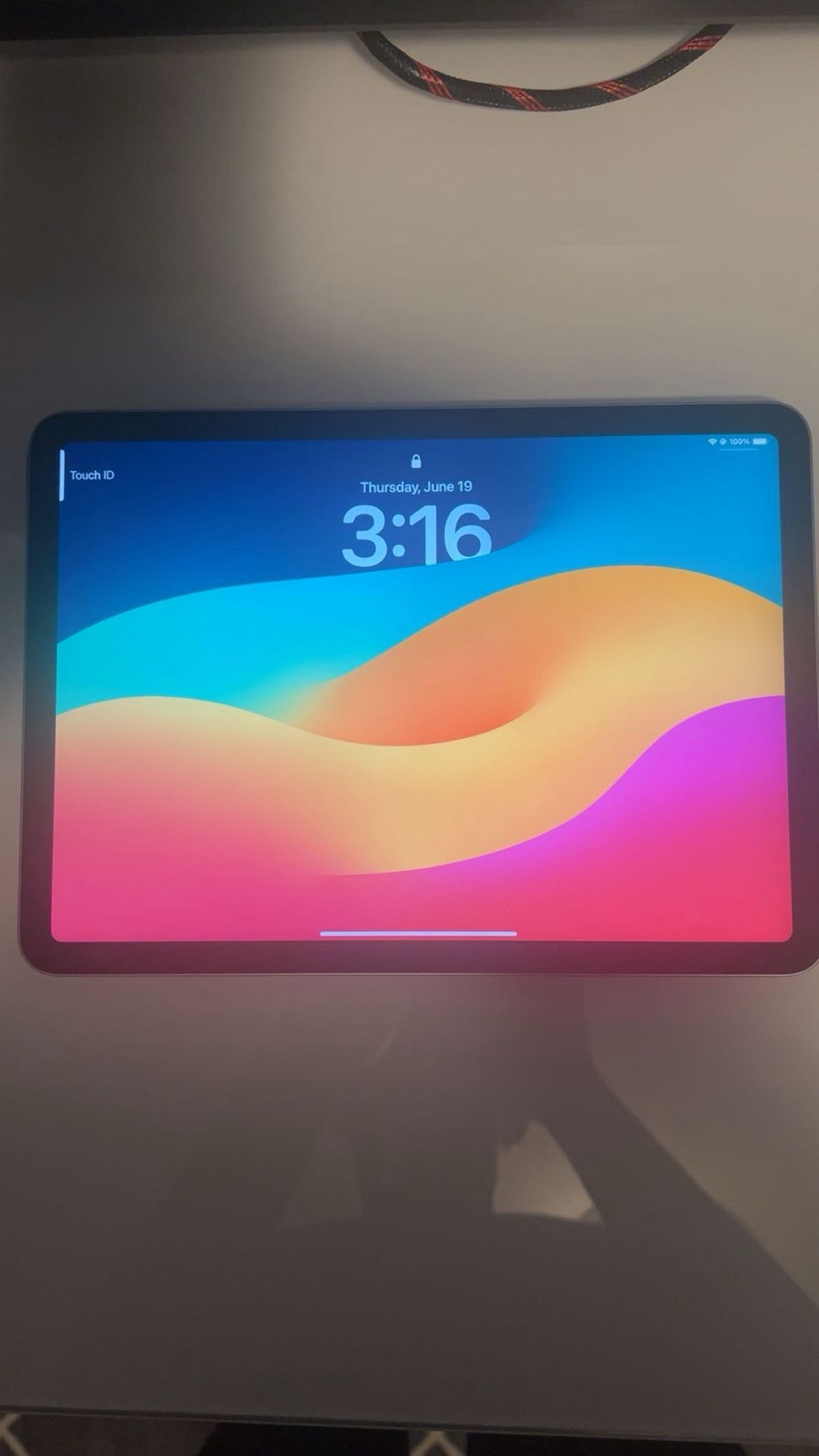IPAD Air 4TH GENERATION 256 GB PRICE IS NEGOTIABLE- Great deal READ DESCRIPTION!