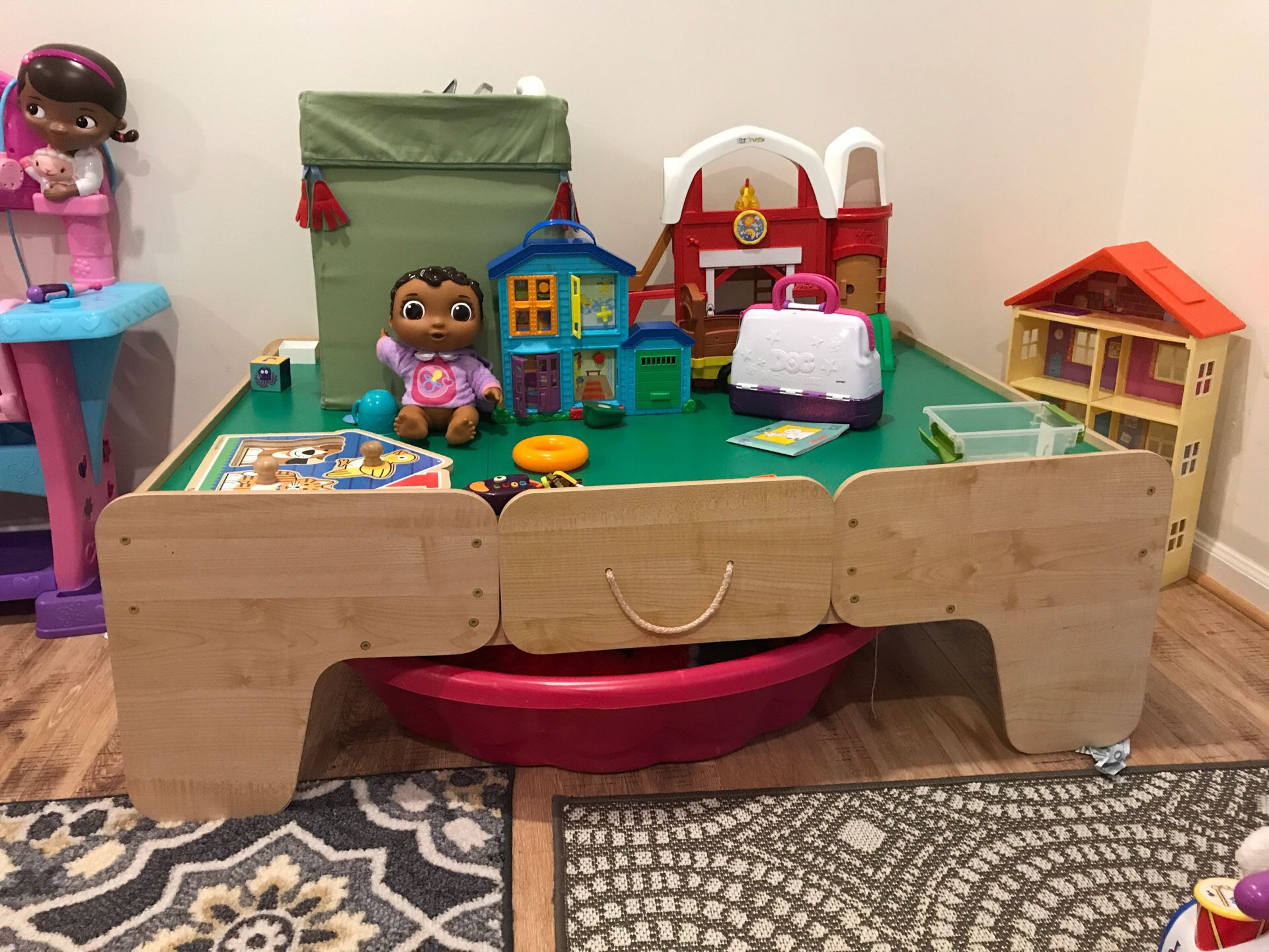 Kid craft wooden play table with storage.