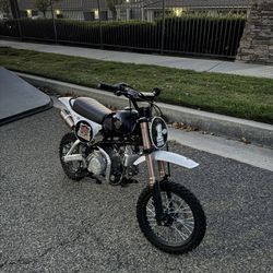 Dirt Bike Put Bike 140cc 