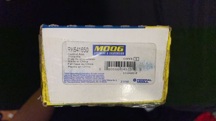 MOOG Control arms RK641650 (Not free)