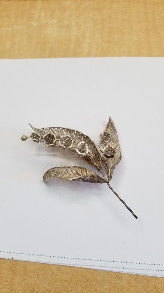 Large Sterling Silver Leaf Pin