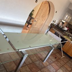 Dinning Table