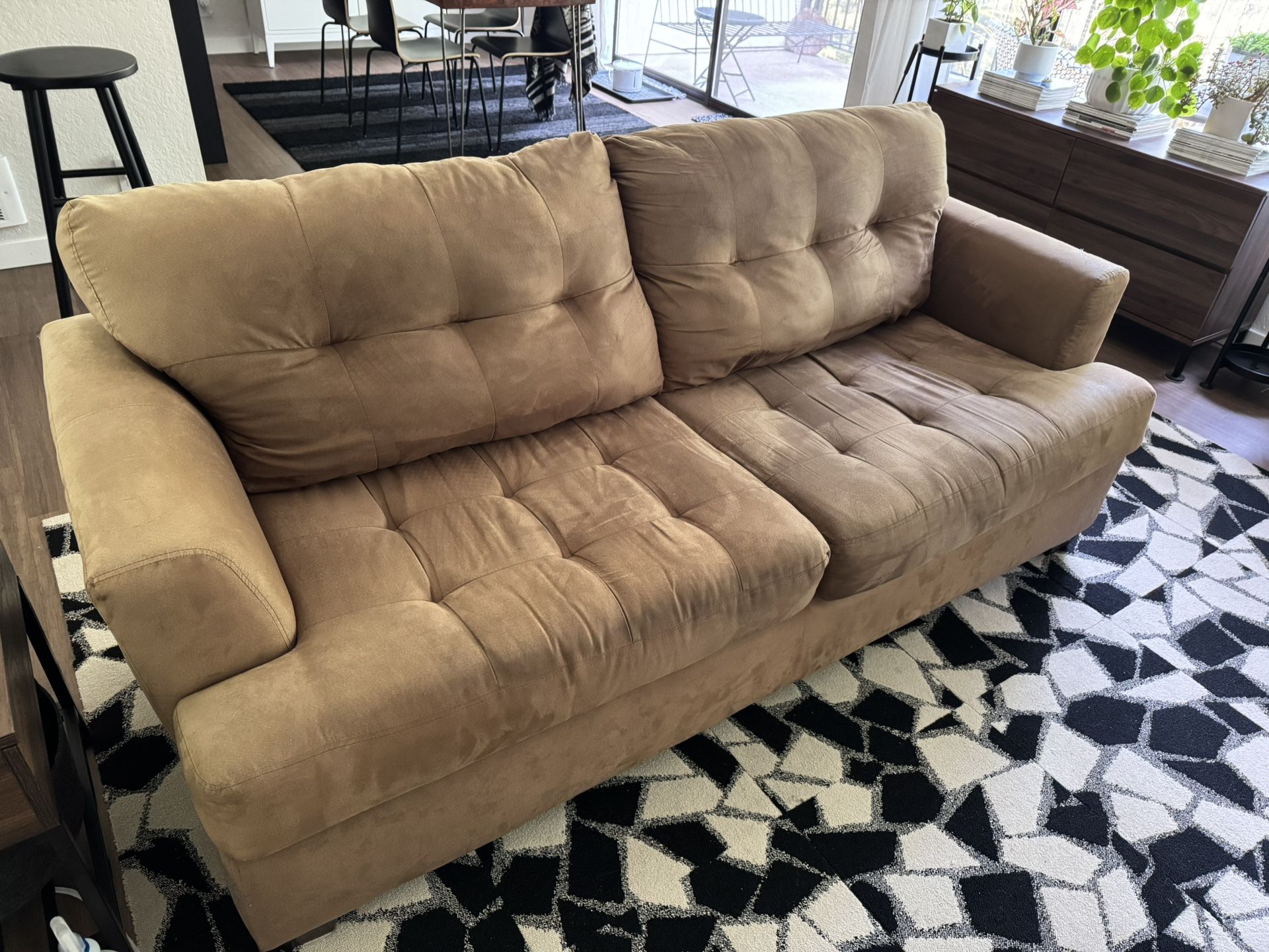 FREE Sofa