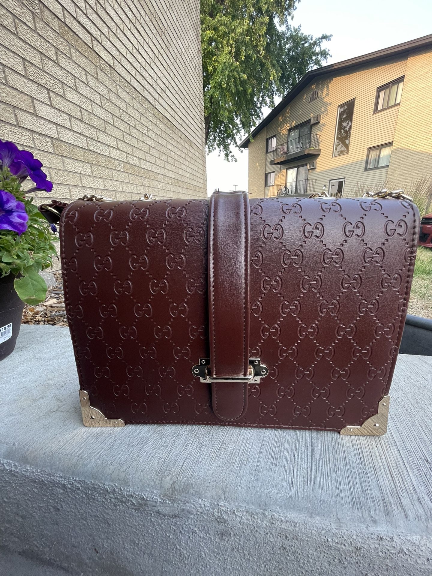 Women’s Brown Gold Chain Bag
