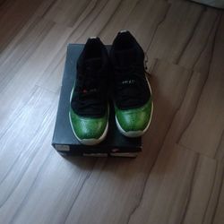 Air Jordan 11 Low Snakeskin