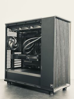High-End AI GAMING AND AI PC | AMD Ryzen 9 9950X • FOUNDER EDITION FE NVIDIA GEFORCE RTX 5090 (32GB) • 64GB DDR5 • 2TB NVMe • Windows 11 PRO